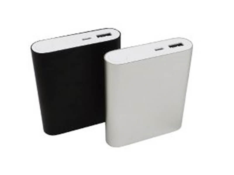 Carregador Portátil de metal (Power Bank) c/ 4 baterias internas KIMASTER